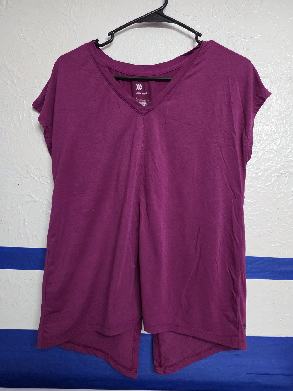 all in motion Women's V-Neck Short Sleeve Top - Plum